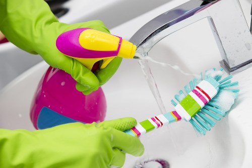 Professional cleaning of tiled flooring in Balham
